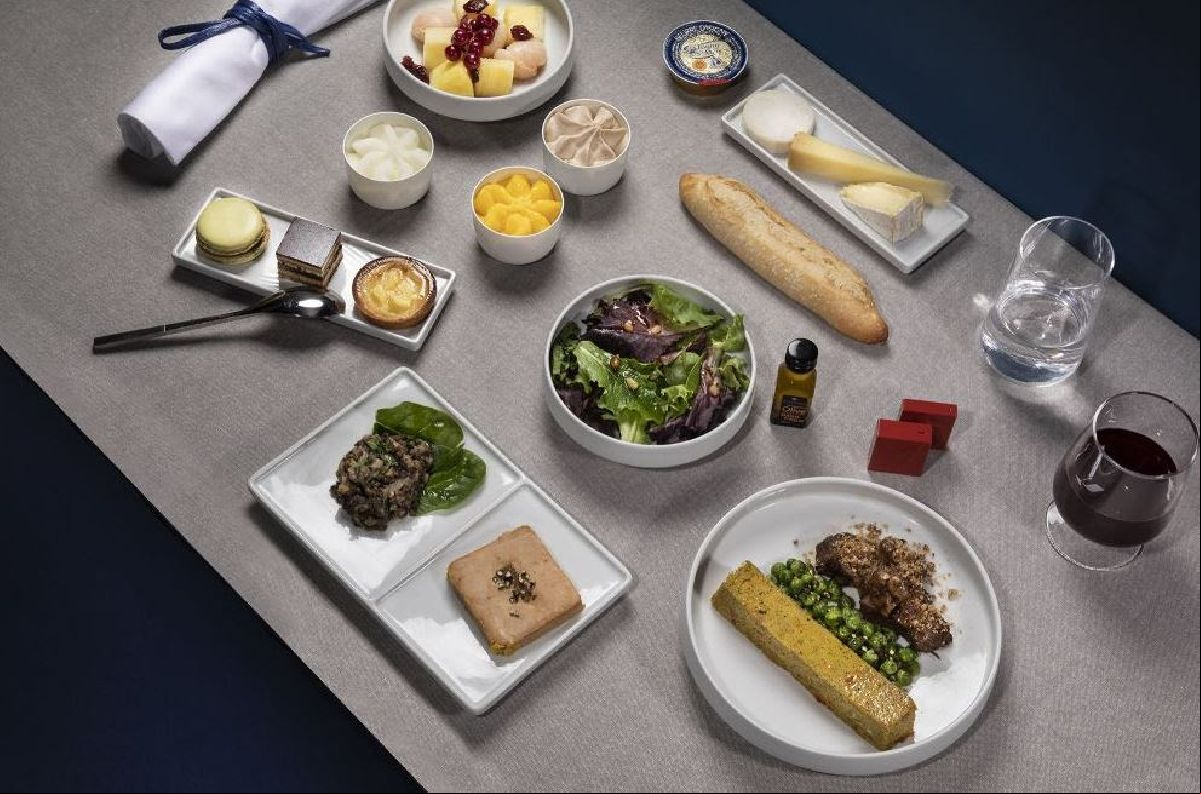 AIR  EXPANDE OFERTA DE COMIDAS E BEBIDAS EM SEUS VOOS