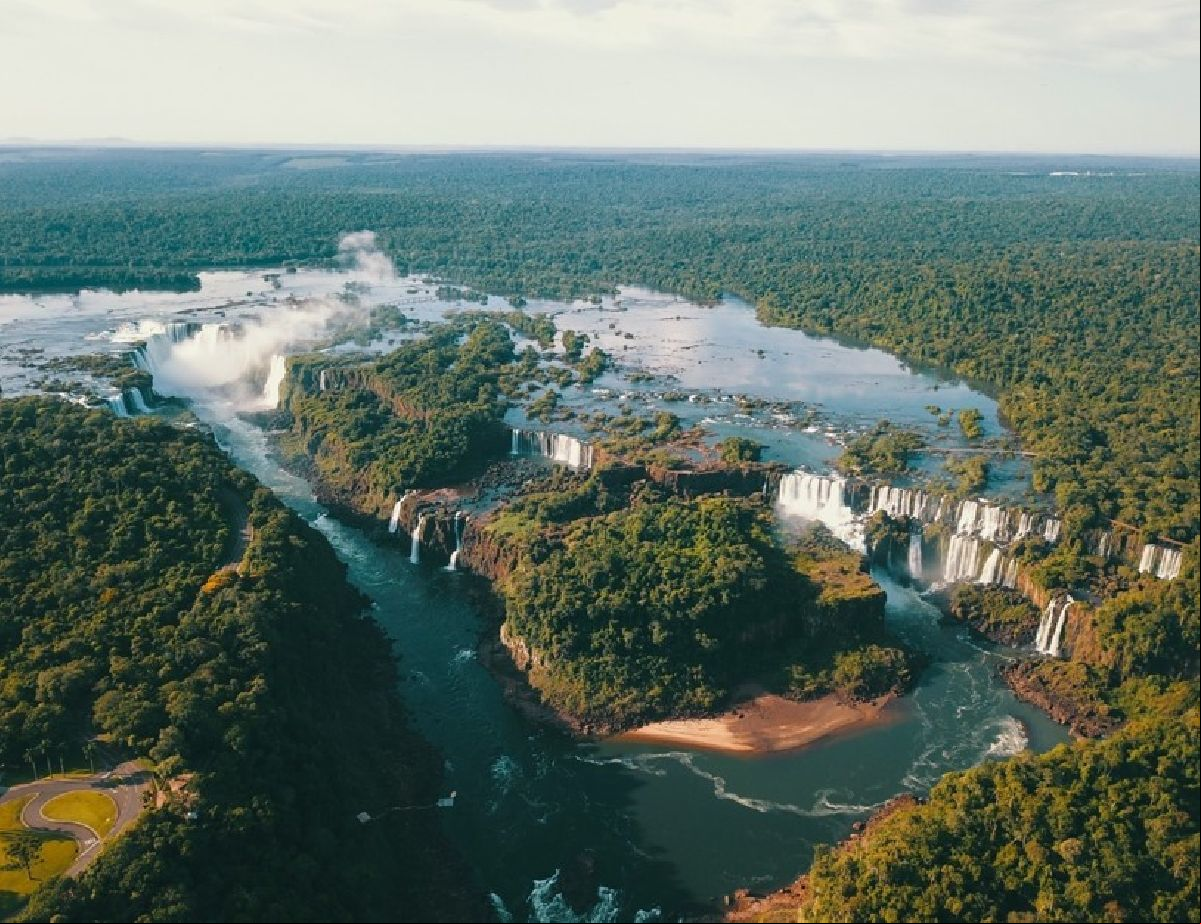 Cataratas do Iguaçu é indicada ao Oscar do Turismo 2025